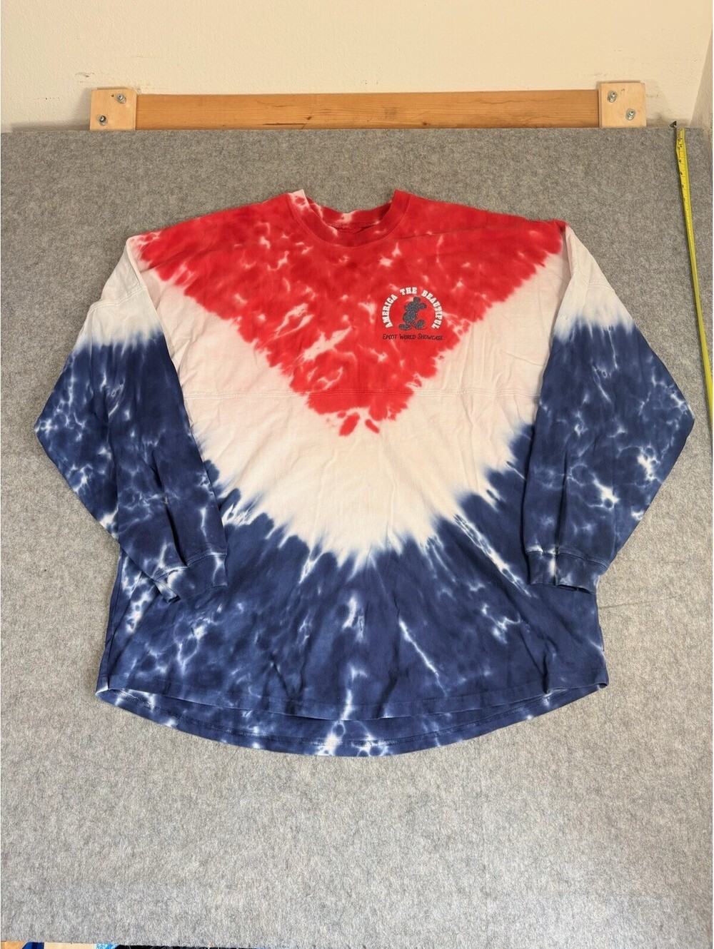 Walt Disney World Spirit Jersey America Long Sleeve Shirt Red/white/blue XL